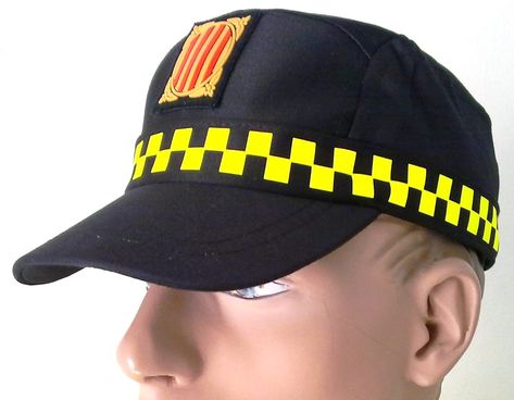 Gorra campanya escaquer groc.jpg