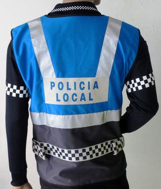 Armilla blava reflectant 2.JPG