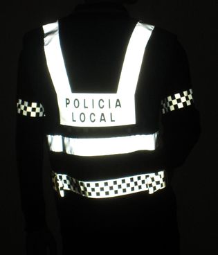Armilla blava reflectant nit 2.JPG
