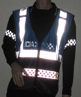 Armilla blava reflectant tarda 1.JPG